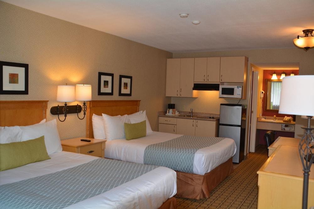 Accent Inns Vancouver Airport Ричмънд Екстериор снимка