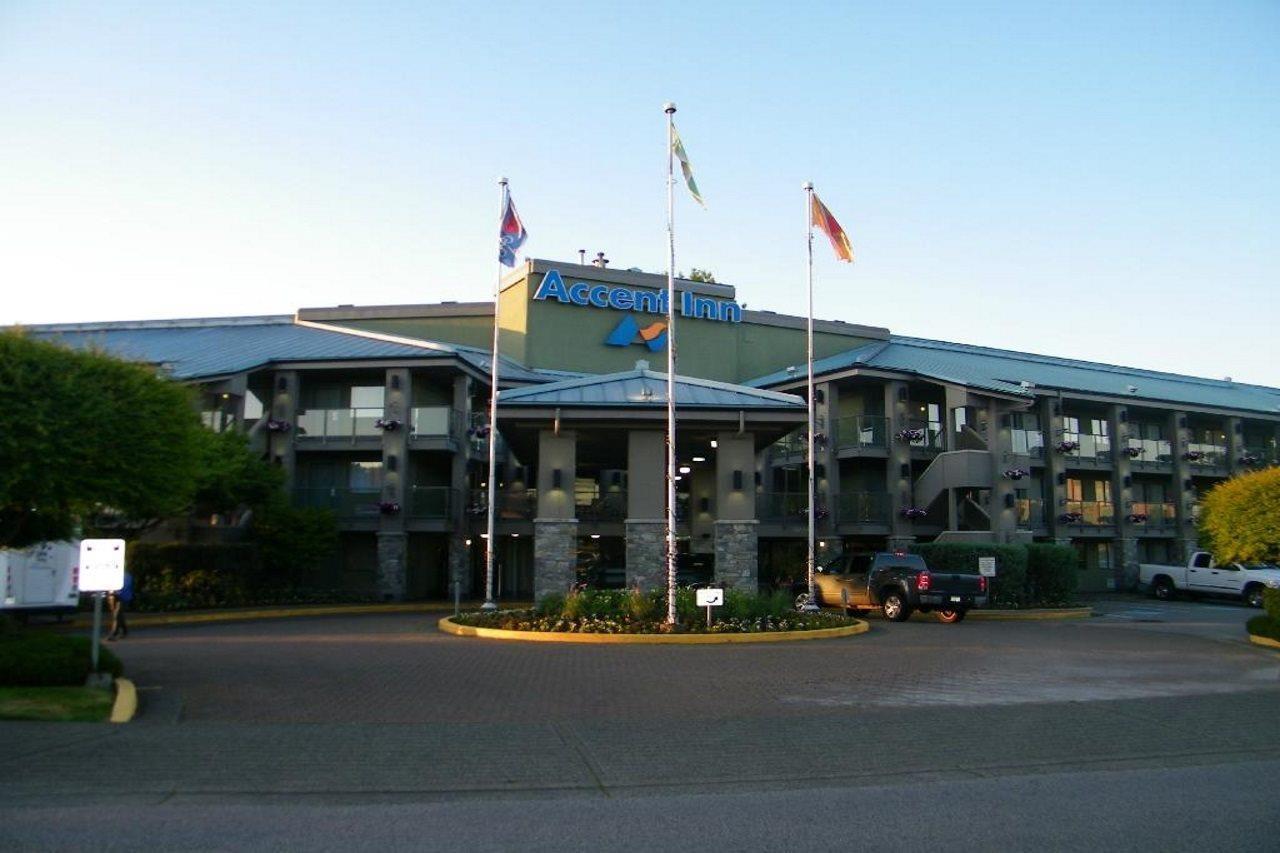 Accent Inns Vancouver Airport Ричмънд Екстериор снимка